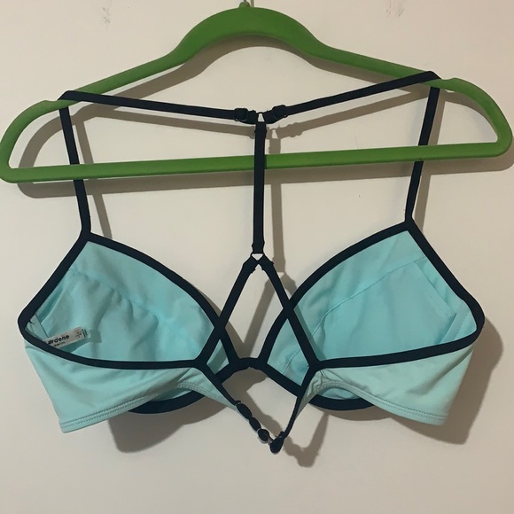 🐬 Bikini Top 🛼 - Picture 4 of 7